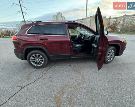 Червоний Джип Cherokee, об'ємом двигуна 3.24 л та пробігом 184 тис. км за 16450 $, фото 22 на Automoto.ua