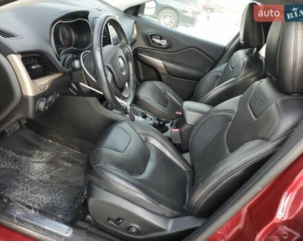 Джип Чероки 2019 в Харькове на Automoto.ua Красный Джип Чероки, объемом двигателя 3.24 л и пробегом 84 тыс. км за 3000 $, фото 6 на Automoto.ua