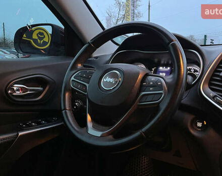 Красный Джип Чероки, объемом двигателя 2.36 л и пробегом 155 тыс. км за 17300 $, фото 16 на Automoto.ua