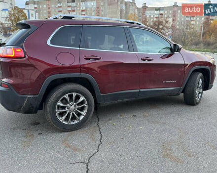 Джип Cherokee 2019 у Чернігові на Automoto.ua Червоний Джип Cherokee, об'ємом двигуна 3.24 л та пробігом 184 тис. км за 16700 $, фото 9 на Automoto.ua