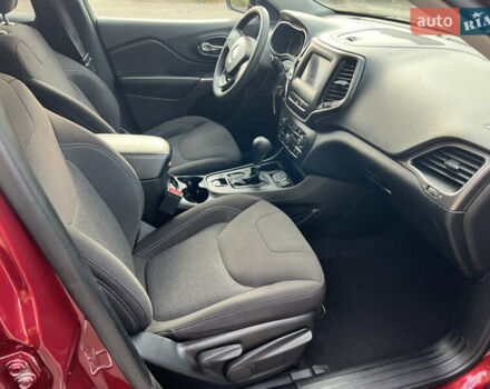 Красный Джип Чероки, объемом двигателя 2.4 л и пробегом 273 тыс. км за 12200 $, фото 17 на Automoto.ua