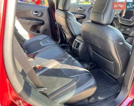 Красный Джип Чероки, объемом двигателя 3.24 л и пробегом 87 тыс. км за 19999 $, фото 6 на Automoto.ua