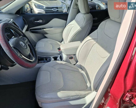 Красный Джип Чероки, объемом двигателя 3.2 л и пробегом 58 тыс. км за 19990 $, фото 22 на Automoto.ua