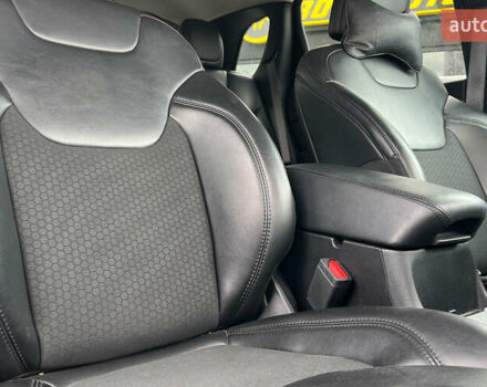 Красный Джип Чероки, объемом двигателя 2.36 л и пробегом 16 тыс. км за 19400 $, фото 22 на Automoto.ua