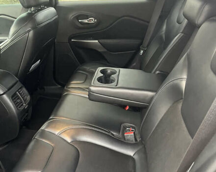 Красный Джип Чероки, объемом двигателя 3.24 л и пробегом 128 тыс. км за 17950 $, фото 8 на Automoto.ua