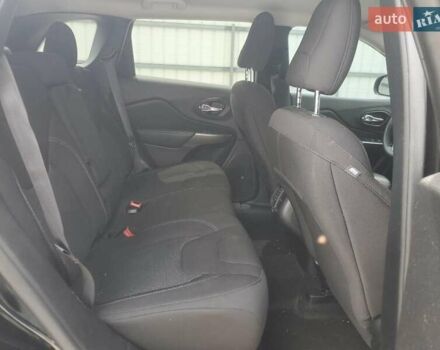 Джип Чероки 2020 в Кропивницком (Кировограде) на Automoto.ua Красный Джип Чероки, объемом двигателя 2.36 л и пробегом 121 тыс. км за 2300 $, фото 10 на Automoto.ua