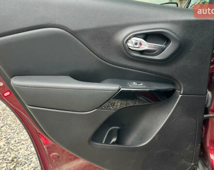 Красный Джип Чероки, объемом двигателя 2.36 л и пробегом 16 тыс. км за 19400 $, фото 25 на Automoto.ua