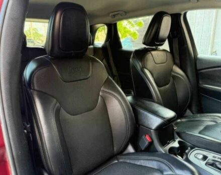 Красный Джип Чероки, объемом двигателя 3.2 л и пробегом 68 тыс. км за 12000 $, фото 15 на Automoto.ua