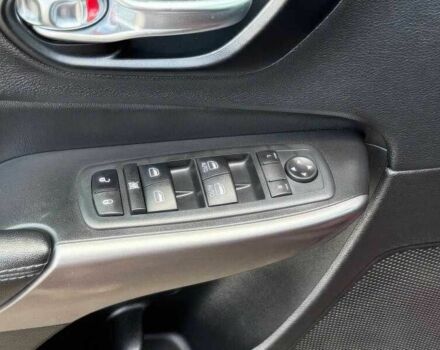 Красный Джип Чероки, объемом двигателя 3.2 л и пробегом 68 тыс. км за 12000 $, фото 12 на Automoto.ua