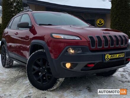 Джип Чероки 2014 в Львове на Automoto.ua Красный Джип Чероки, объемом двигателя 3.2 л и пробегом 176 тыс. км за 17300 $, фото 1 на Automoto.ua