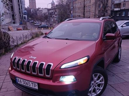 Червоний Джип Cherokee, об'ємом двигуна 2.4 л та пробігом 127 тис. км за 12000 $, фото 1 на Automoto.ua