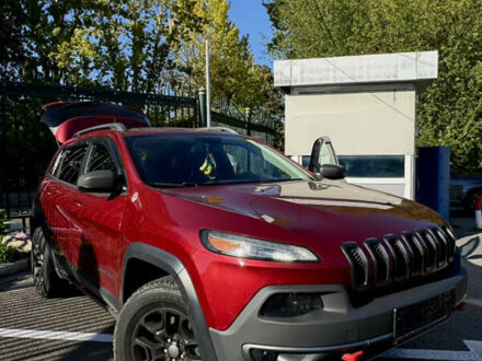 Джип Чероки 2016 в Харькове на Automoto.ua Красный Джип Чероки, объемом двигателя 3.24 л и пробегом 145 тыс. км за 18500 $, фото 1 на Automoto.ua