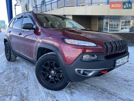 Красный Джип Чероки, объемом двигателя 3.24 л и пробегом 140 тыс. км за 14900 $, фото 1 на Automoto.ua