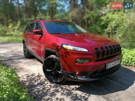 Джип Чероки 2016 в Ирпене на Automoto.ua Красный Джип Чероки, объемом двигателя 2.36 л и пробегом 170 тыс. км за 15900 $, фото 1 на Automoto.ua