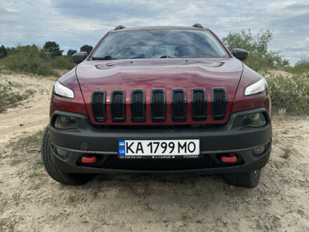 Джип Чероки 2017 в Киеве на Automoto.ua Красный Джип Чероки, объемом двигателя 2.36 л и пробегом 171 тыс. км за 14400 $, фото 1 на Automoto.ua