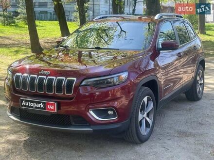 Джип Cherokee 2018 у Києві на Automoto.ua Червоний Джип Cherokee, об'ємом двигуна 3.2 л та пробігом 168 тис. км за 17790 $, фото 1 на Automoto.ua