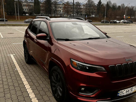 Красный Джип Чероки, объемом двигателя 2 л и пробегом 109 тыс. км за 19500 $, фото 1 на Automoto.ua