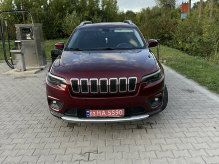 Красный Джип Чероки, объемом двигателя 2.36 л и пробегом 205 тыс. км за 15800 $, фото 1 на Automoto.ua
