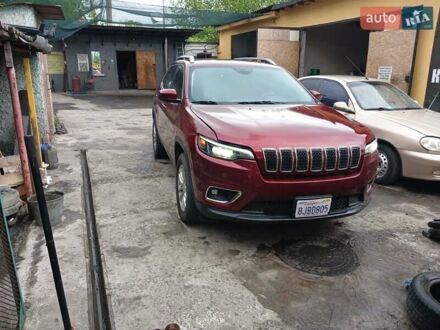 Джип Cherokee 2019 у Кривому Розі на Automoto.ua Червоний Джип Cherokee, об'ємом двигуна 3.24 л та пробігом 69 тис. км за 17500 $, фото 1 на Automoto.ua