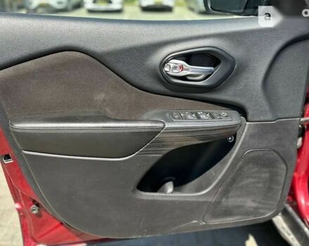 Джип Cherokee, об'ємом двигуна 3.2 л та пробігом 176 тис. км за 15500 $, фото 8 на Automoto.ua