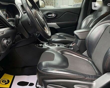 Джип Чероки, объемом двигателя 3.2 л и пробегом 122 тыс. км за 18500 $, фото 7 на Automoto.ua