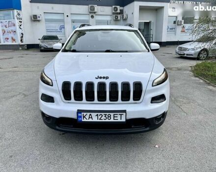 Джип Cherokee, об'ємом двигуна 3.2 л та пробігом 33 тис. км за 16900 $, фото 2 на Automoto.ua