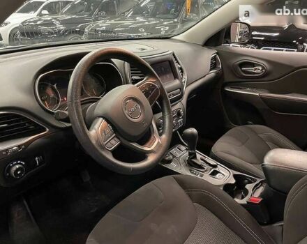 Джип Cherokee, об'ємом двигуна 3.2 л та пробігом 43 тис. км за 23300 $, фото 6 на Automoto.ua