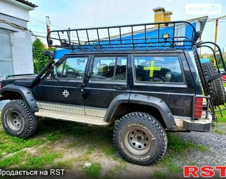 Джип Cherokee, об'ємом двигуна 4 л та пробігом 236 тис. км за 4000 $, фото 1 на Automoto.ua
