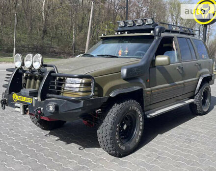 Джип Cherokee, об'ємом двигуна 3.96 л та пробігом 427 тис. км за 11800 $, фото 2 на Automoto.ua