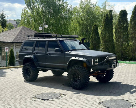 Джип Cherokee, об'ємом двигуна 4 л та пробігом 164 тис. км за 17900 $, фото 2 на Automoto.ua