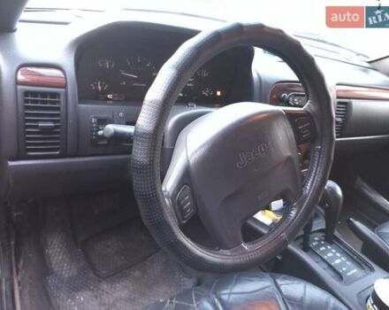 Джип Чероки, объемом двигателя 4 л и пробегом 300 тыс. км за 5800 $, фото 4 на Automoto.ua