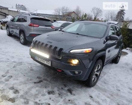 Джип Cherokee, об'ємом двигуна 3.2 л та пробігом 180 тис. км за 17000 $, фото 4 на Automoto.ua