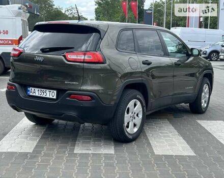 Джип Cherokee, об'ємом двигуна 2.36 л та пробігом 176 тис. км за 10500 $, фото 7 на Automoto.ua