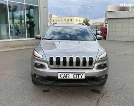 Джип Чероки 2014 в Киеве на Automoto.ua Джип Чероки, объемом двигателя 3.2 л и пробегом 157 тыс. км за 13300 $, фото 1 на Automoto.ua