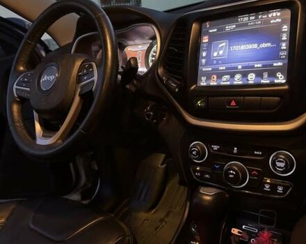Джип Cherokee, об'ємом двигуна 3.24 л та пробігом 130 тис. км за 15000 $, фото 33 на Automoto.ua