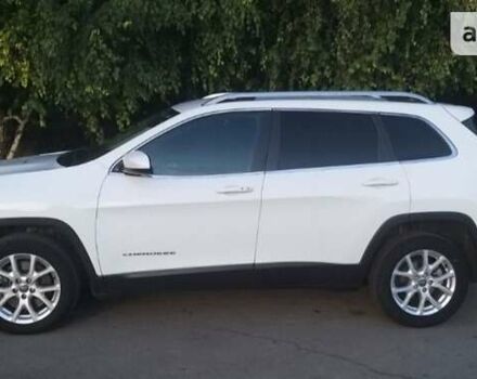 Джип Cherokee, об'ємом двигуна 2.4 л та пробігом 255 тис. км за 14300 $, фото 4 на Automoto.ua