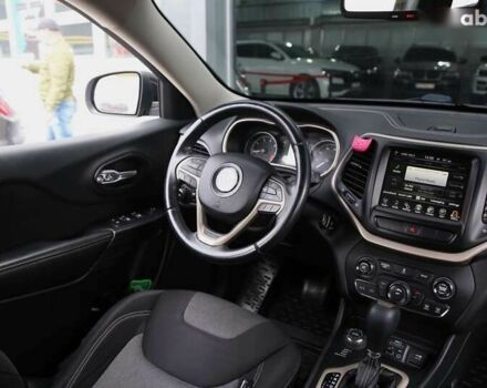 Джип Чероки, объемом двигателя 2.4 л и пробегом 144 тыс. км за 12900 $, фото 10 на Automoto.ua