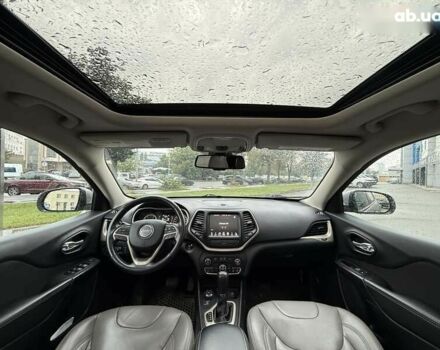 Джип Чероки 2014 в Киеве на Automoto.ua Джип Чероки, объемом двигателя 3.2 л и пробегом 157 тыс. км за 13300 $, фото 8 на Automoto.ua