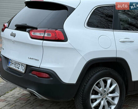 Джип Чероки, объемом двигателя 3.2 л и пробегом 135 тыс. км за 11500 $, фото 7 на Automoto.ua