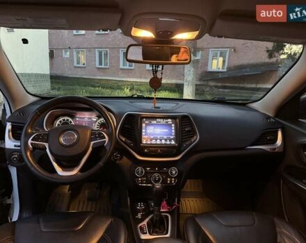 Джип Cherokee, об'ємом двигуна 3.24 л та пробігом 130 тис. км за 15000 $, фото 20 на Automoto.ua