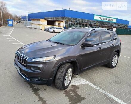 Джип Cherokee, об'ємом двигуна 3.24 л та пробігом 168 тис. км за 15300 $, фото 2 на Automoto.ua