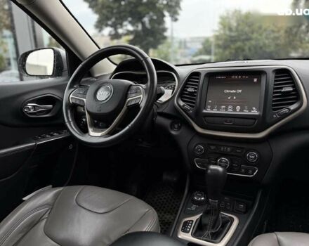 Джип Чероки 2014 в Киеве на Automoto.ua Джип Чероки, объемом двигателя 3.2 л и пробегом 157 тыс. км за 13300 $, фото 10 на Automoto.ua