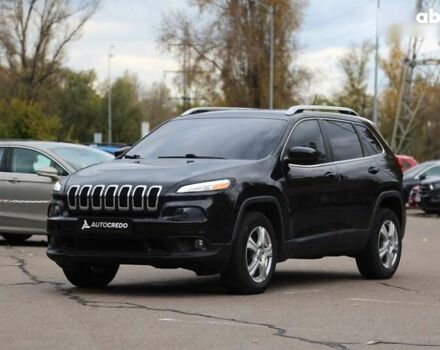 Джип Чероки, объемом двигателя 2.4 л и пробегом 144 тыс. км за 12900 $, фото 2 на Automoto.ua