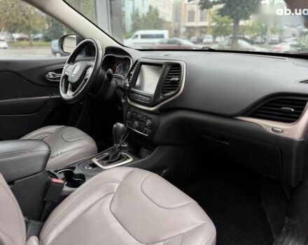 Джип Чероки 2014 в Киеве на Automoto.ua Джип Чероки, объемом двигателя 3.2 л и пробегом 157 тыс. км за 13300 $, фото 13 на Automoto.ua