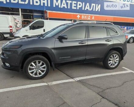 Джип Cherokee, об'ємом двигуна 3.24 л та пробігом 130 тис. км за 16000 $, фото 31 на Automoto.ua