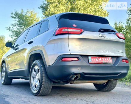 Джип Cherokee, об'ємом двигуна 2.4 л та пробігом 297 тис. км за 10200 $, фото 45 на Automoto.ua