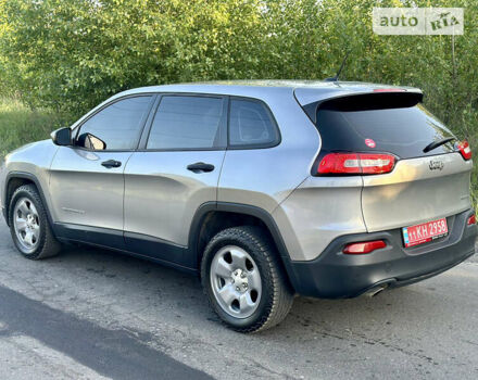 Джип Cherokee, об'ємом двигуна 2.4 л та пробігом 297 тис. км за 10200 $, фото 44 на Automoto.ua