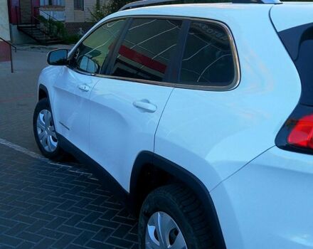 Джип Чероки, объемом двигателя 2.4 л и пробегом 202 тыс. км за 12000 $, фото 9 на Automoto.ua