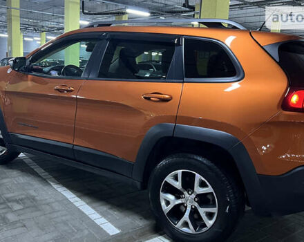 Джип Cherokee, об'ємом двигуна 3.2 л та пробігом 173 тис. км за 15800 $, фото 6 на Automoto.ua