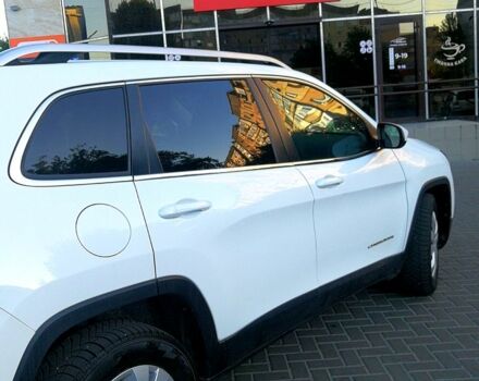 Джип Cherokee, об'ємом двигуна 2.4 л та пробігом 202 тис. км за 12200 $, фото 10 на Automoto.ua